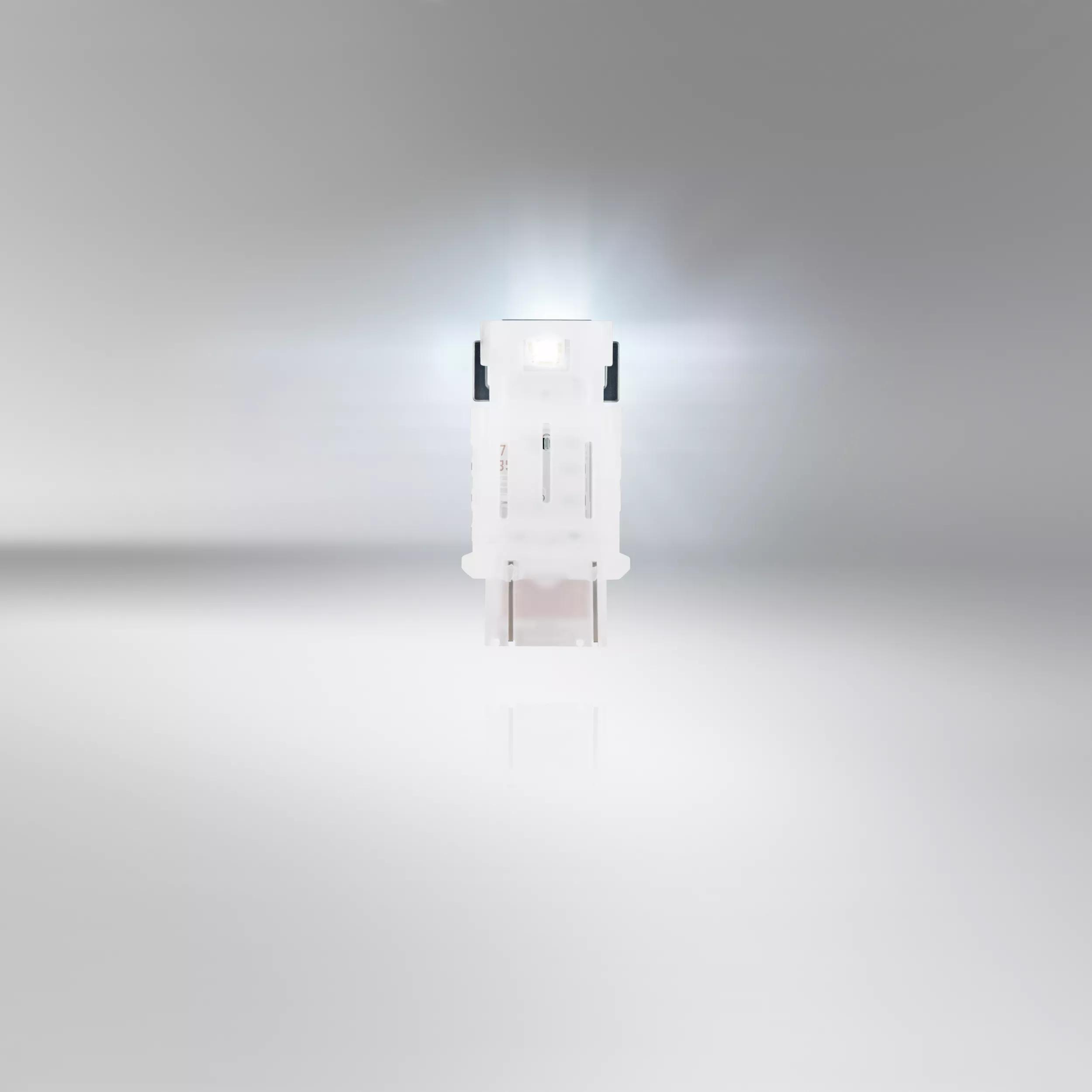 OSRAM LEDriving SL P27/7W - Lampada LED Retrofit Bianco 6000K, Per Uso Offroad - Foto 14