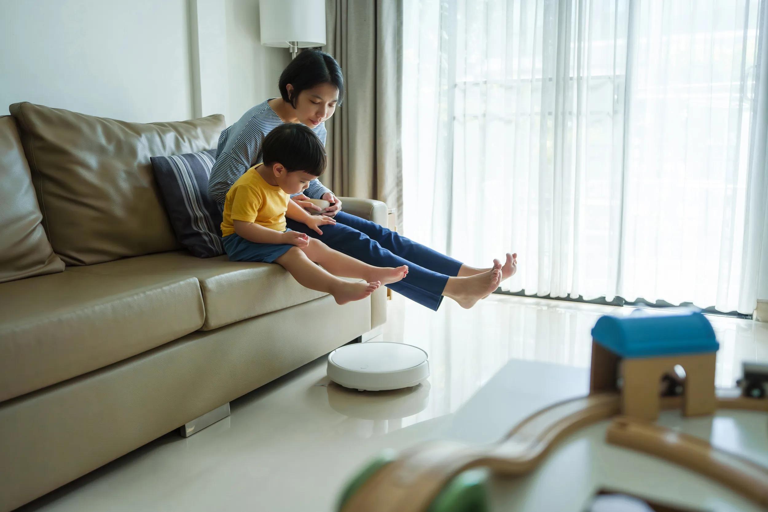 Robotic Vacuum Cleaner Cleaning Floor